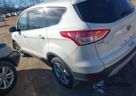 2014 Ford Escape Se z USA, uszkodzony, nr VIN 1FMCU0GXXEUB40220